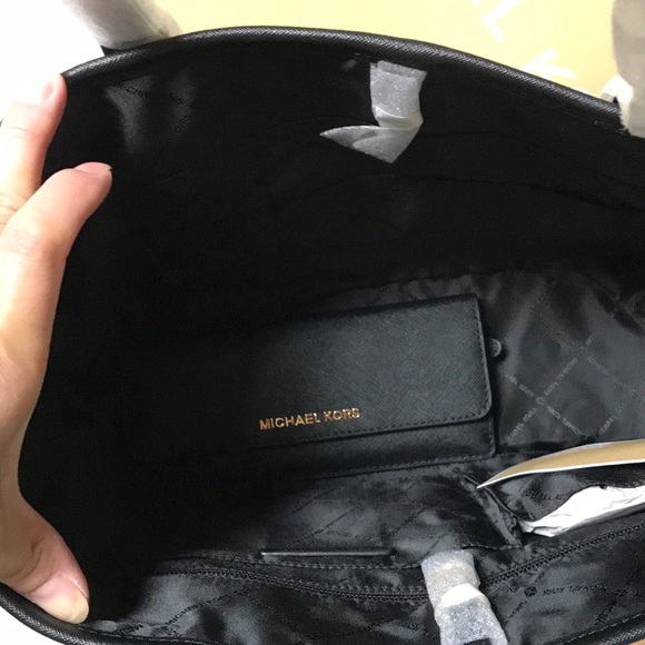 💦🌻mk carryall tote set🌻shoulder bag and wallet - Picture 6 of 8